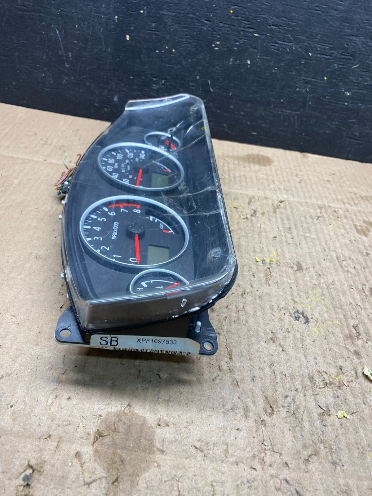 2005 to 2012 Nissan Pathfinder Frontier Xterra Speedometer Cluster Gauge M83222