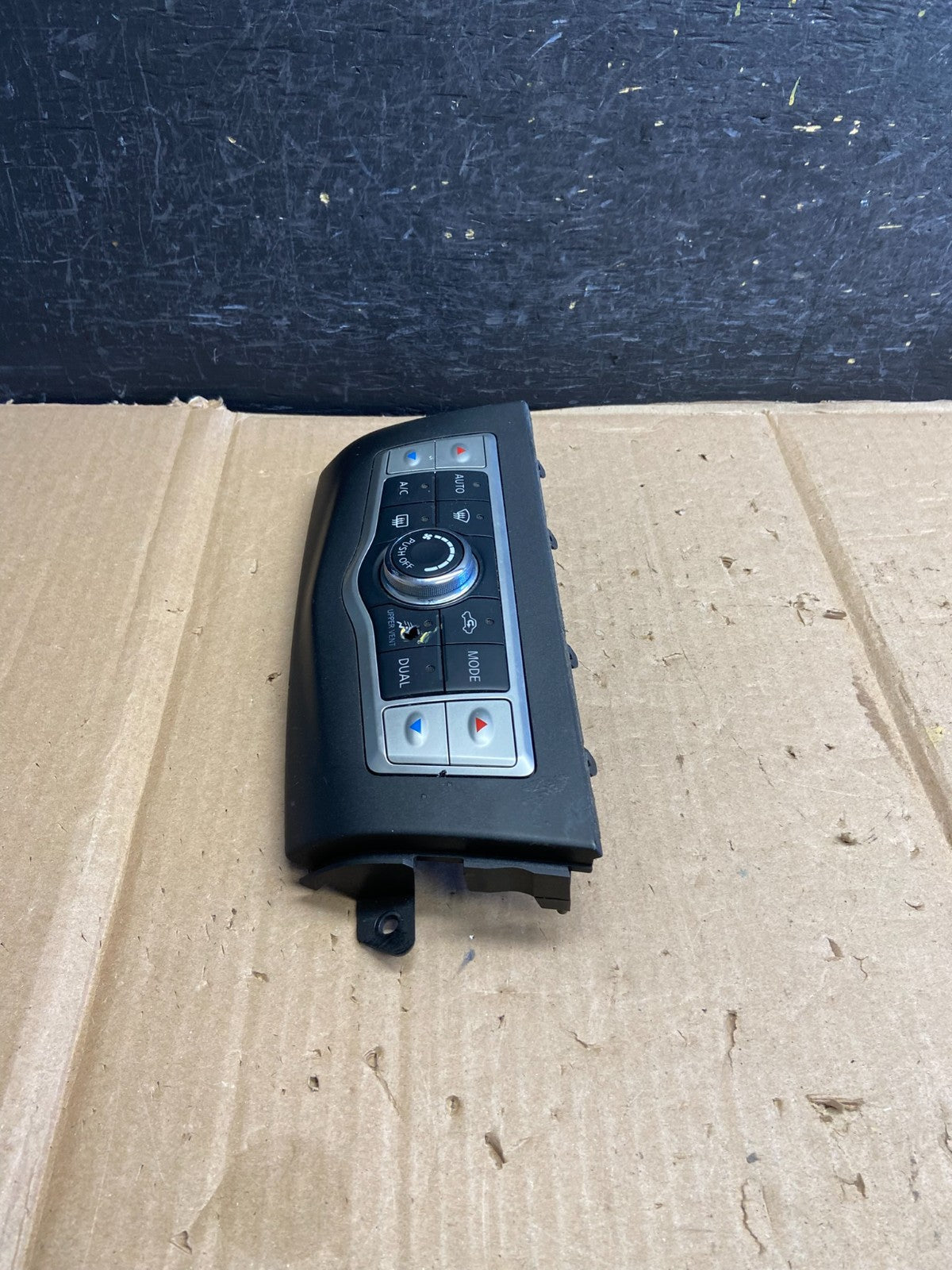 2009 - 2014 Nissan Murano AC Air Temperature Climate Control Panel AH5681 DG2