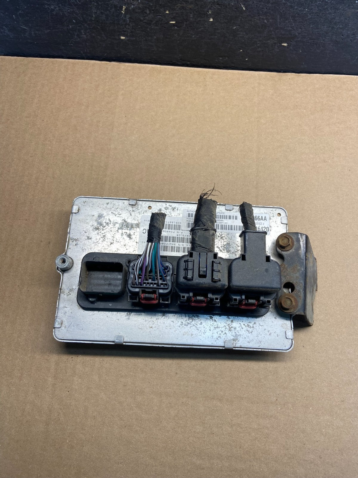 2006 Chrysler 300 Magnum Charger Engine Control Module ECM P05187066AA AF9355 DG0