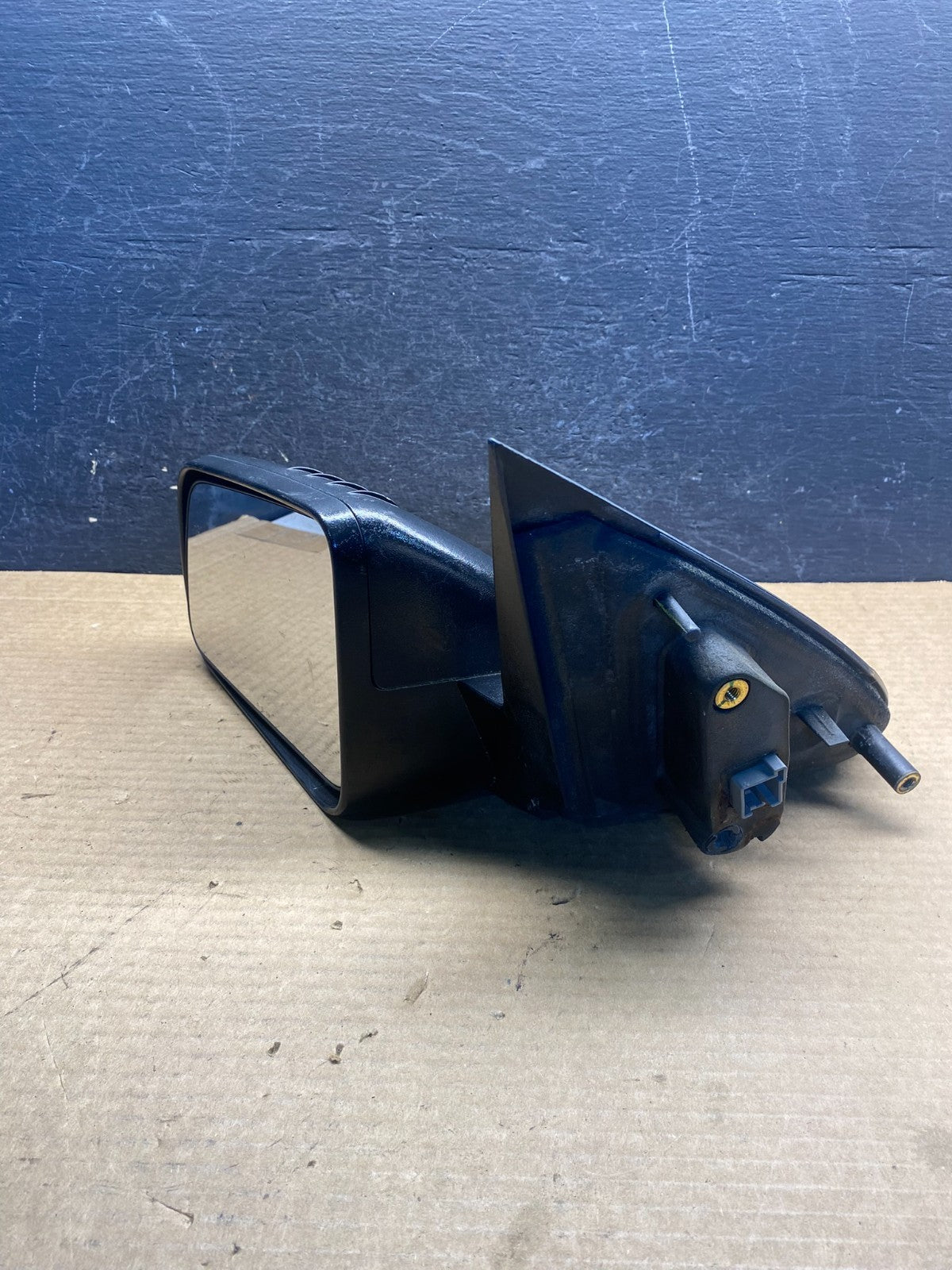 2008 to 2011 Ford Focus Left Driver View Door Mirror AF4194 DW11