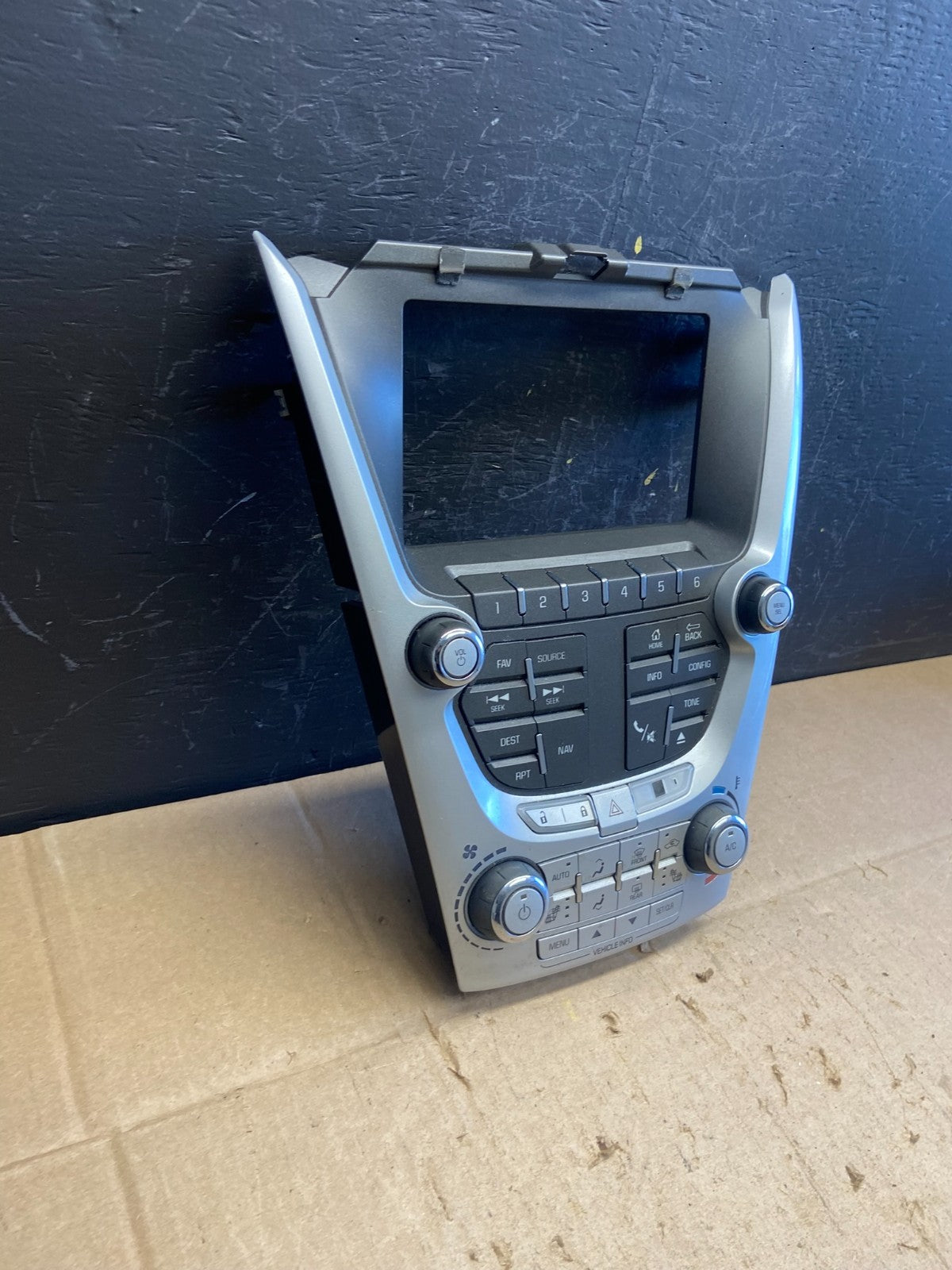 2012-2015 Chevy Equinox Terrain Radio Face Climate Control Panel Bezel AB9792 DG2