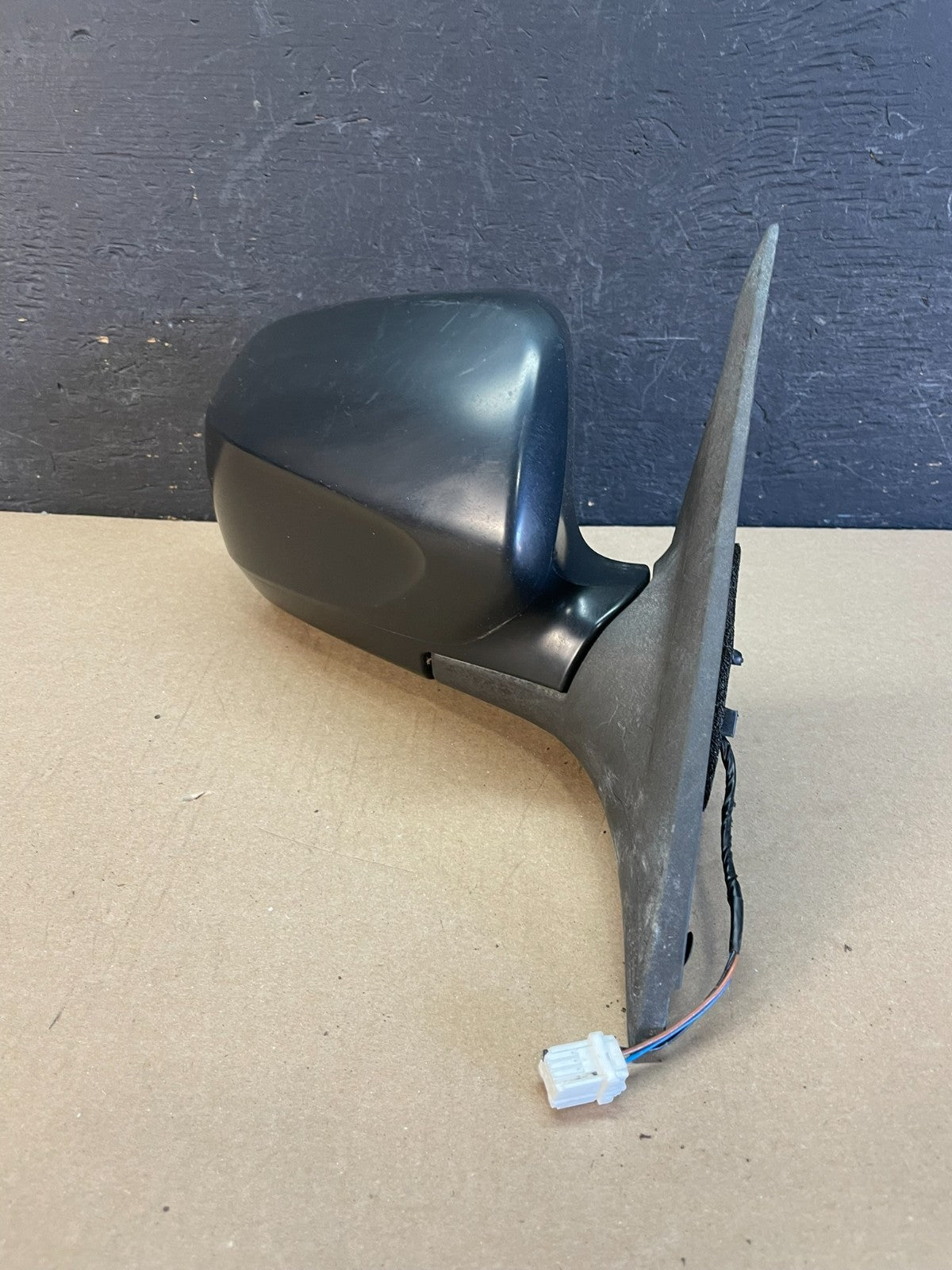 2009 to 2010 Subaru Forester Right Passenger View Power Door Mirror AE1099 DW1