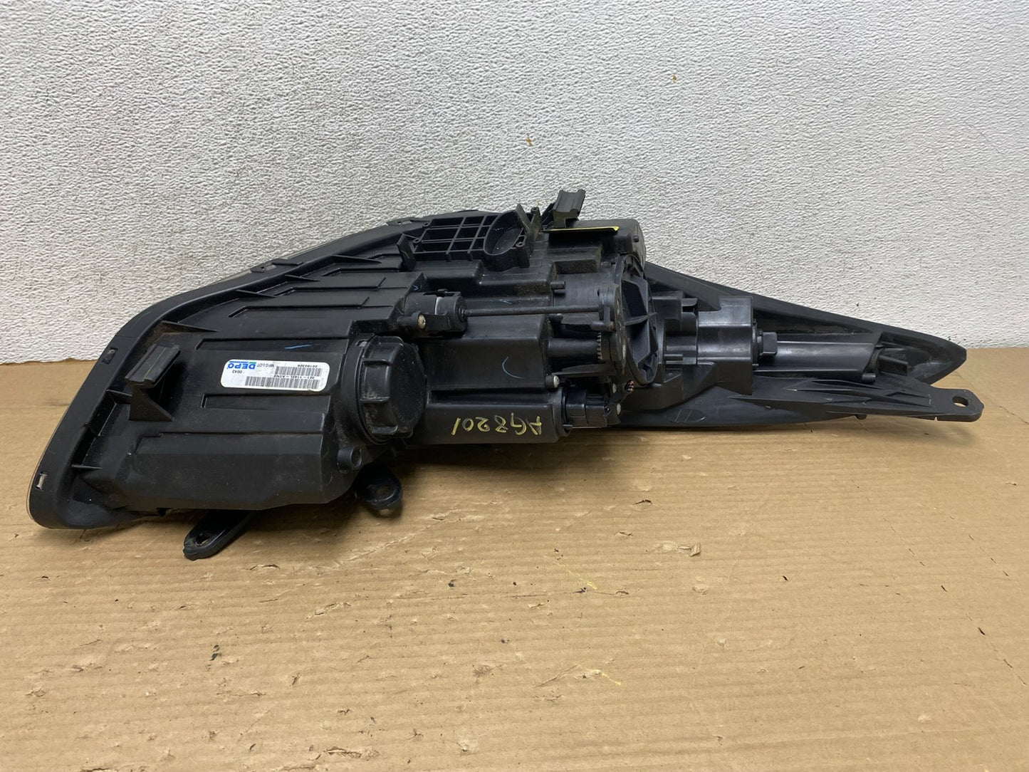 2011 2012 2013 Hyundai Elantra Left Driver Lh Halogen Headlight DEPO AG8201 DW6