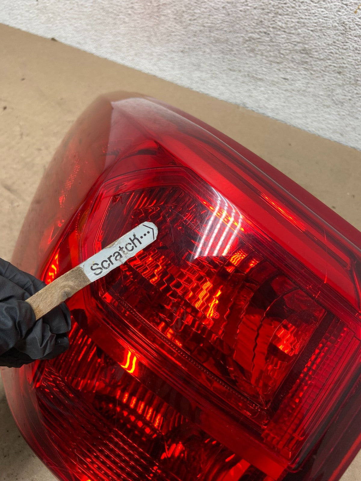 2017 - 2020 Nissan Pathfinder Left Driver LH Tail light AG5340 DW4