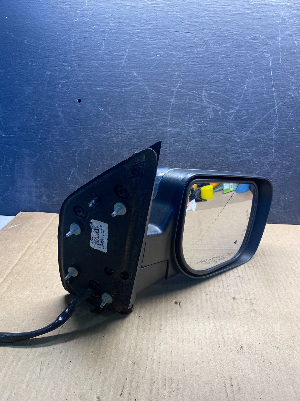 2004 to 2015 Nissan Armada Right Passenger Turn Signal Door Mirror AG7148 DW11