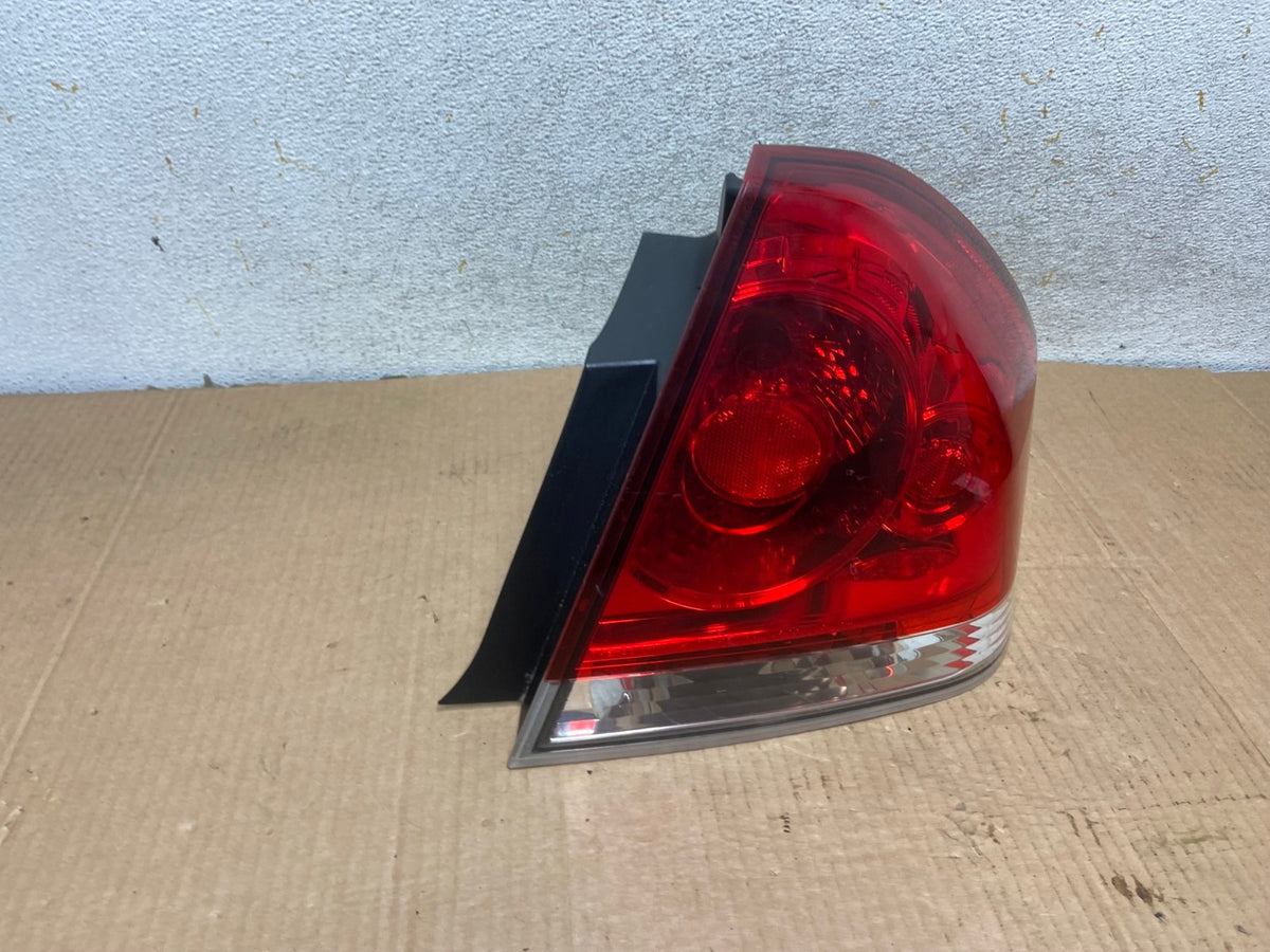 2006 - 2012 Chevrolet Impala Tail Light Right Passenger RH Side AI6976 LK2