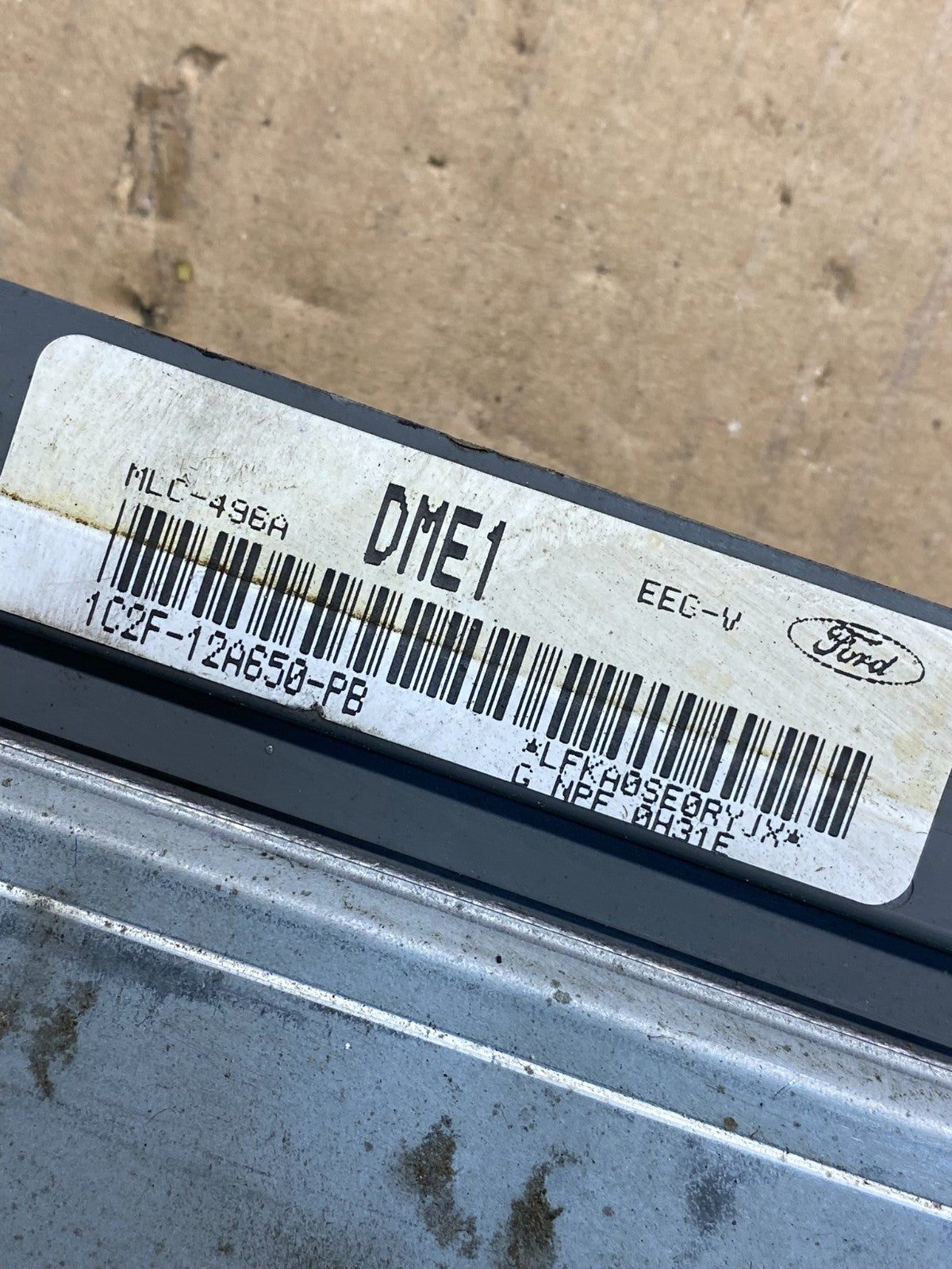 2001 Ford E250 E350 5.4L Van Engine Control 1c2f-12a650-pb ECM AH7363 DG2