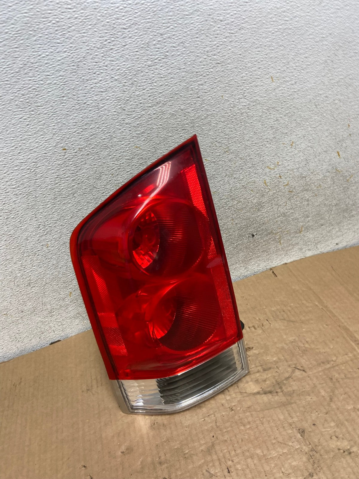 2005 to 2015 Nissan Armada Left Driver Lh Side Tail Light AI7847 LK2