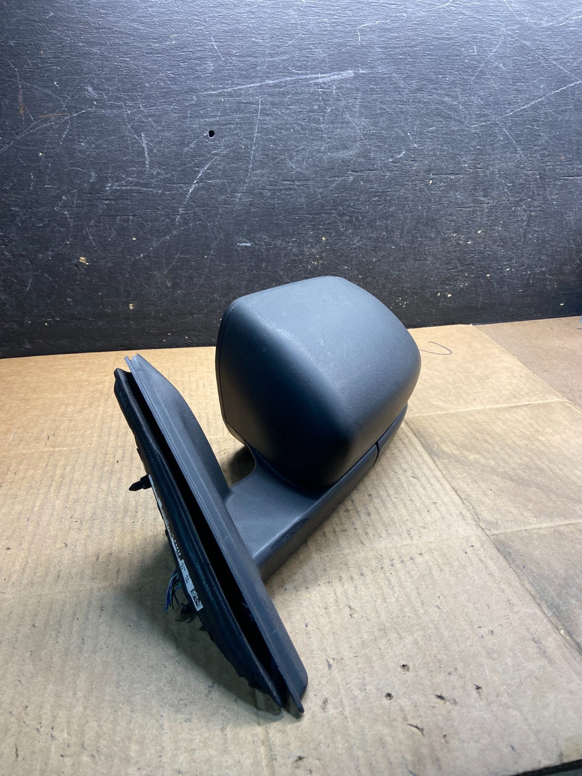 2020 to 2023 Ford Explorer Left Driver LH Side View Door Mirror OEM Y3908 DG1
