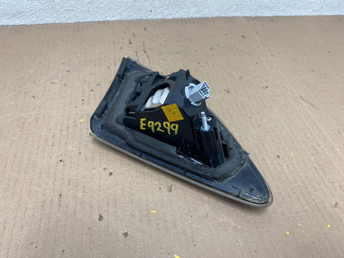 Sedan 2010-2013 Mazda 3 Right Passenger RH Side Inner Tail Light OEM E92994