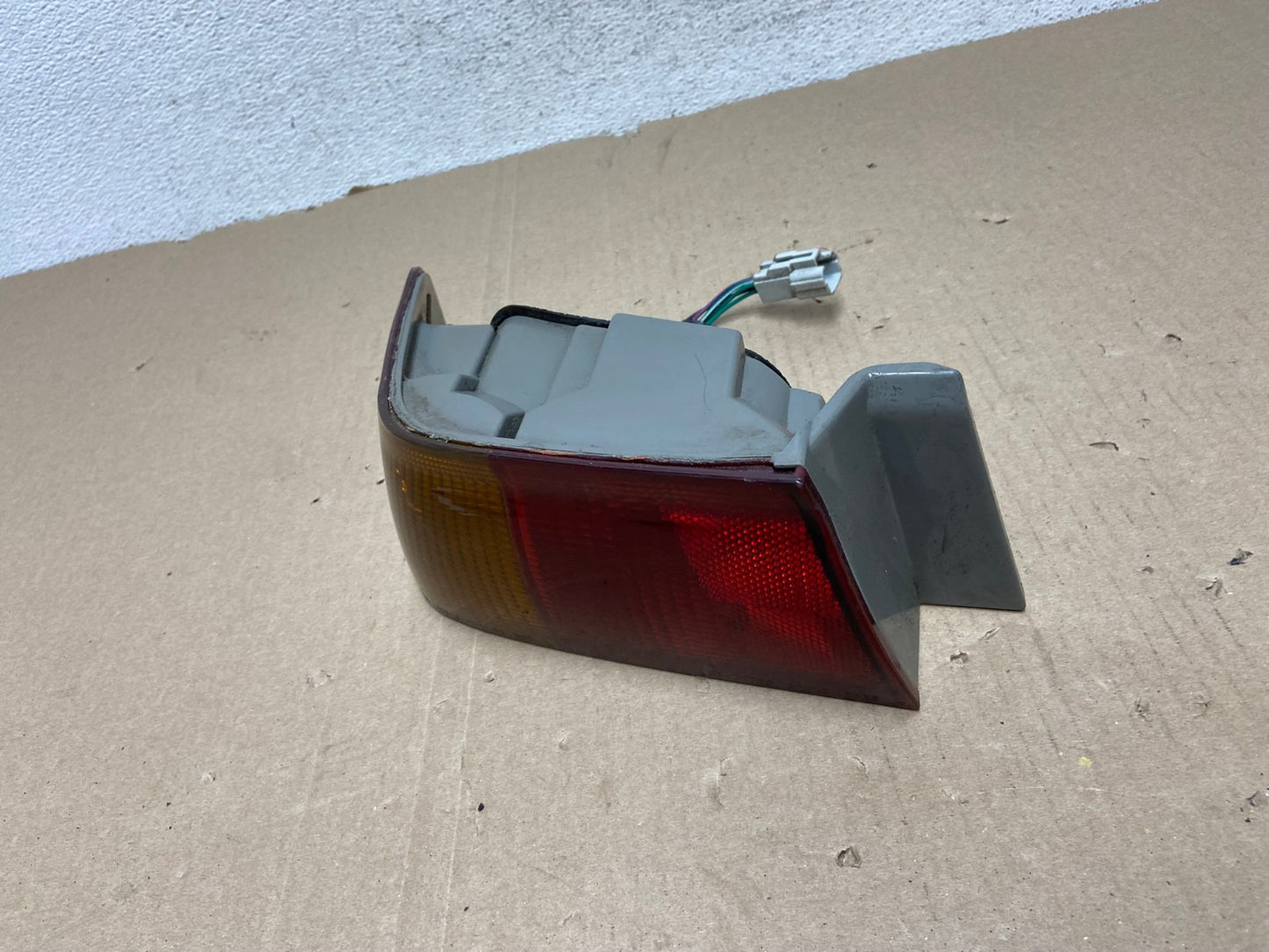1997 1998 1999 Toyota Camry Tail Light Left Driver Rh Side AG6845 LK1