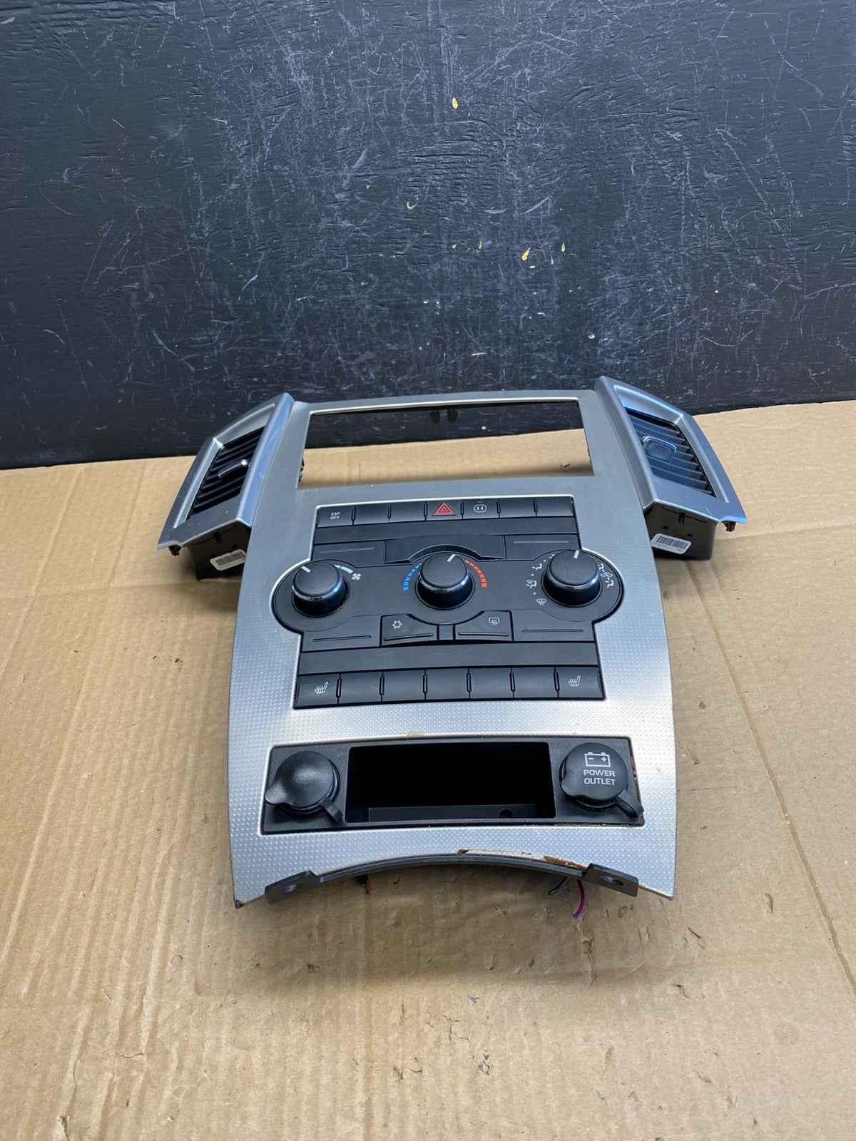 2008 2009 2010 Jeep Commander Grand Cherokee A/C Climate Control Bezel ac9405 DG3