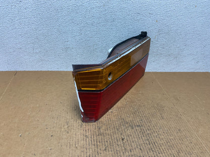 1990 to 1991 Honda Accord Coupe Right Passenger Inner Tail Light AE0618 DG2