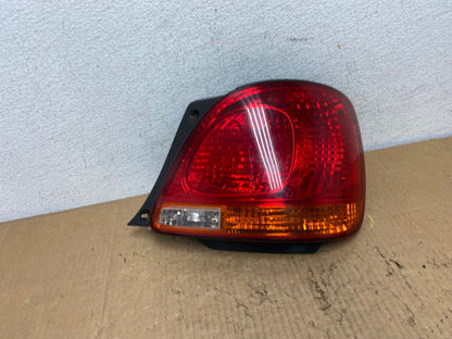 2001 - 2005 Lexus Gs300 Gs400 Gs430 Right Passenger Tail Light AD2383 LK0