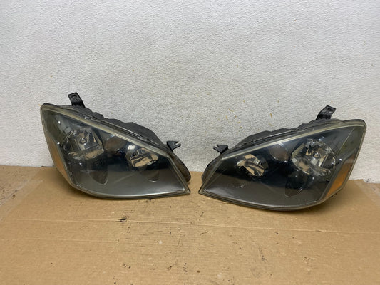 2005 to 2006 Nissan Altima Left+Right Set Halogen Headlights AH8073 DW0