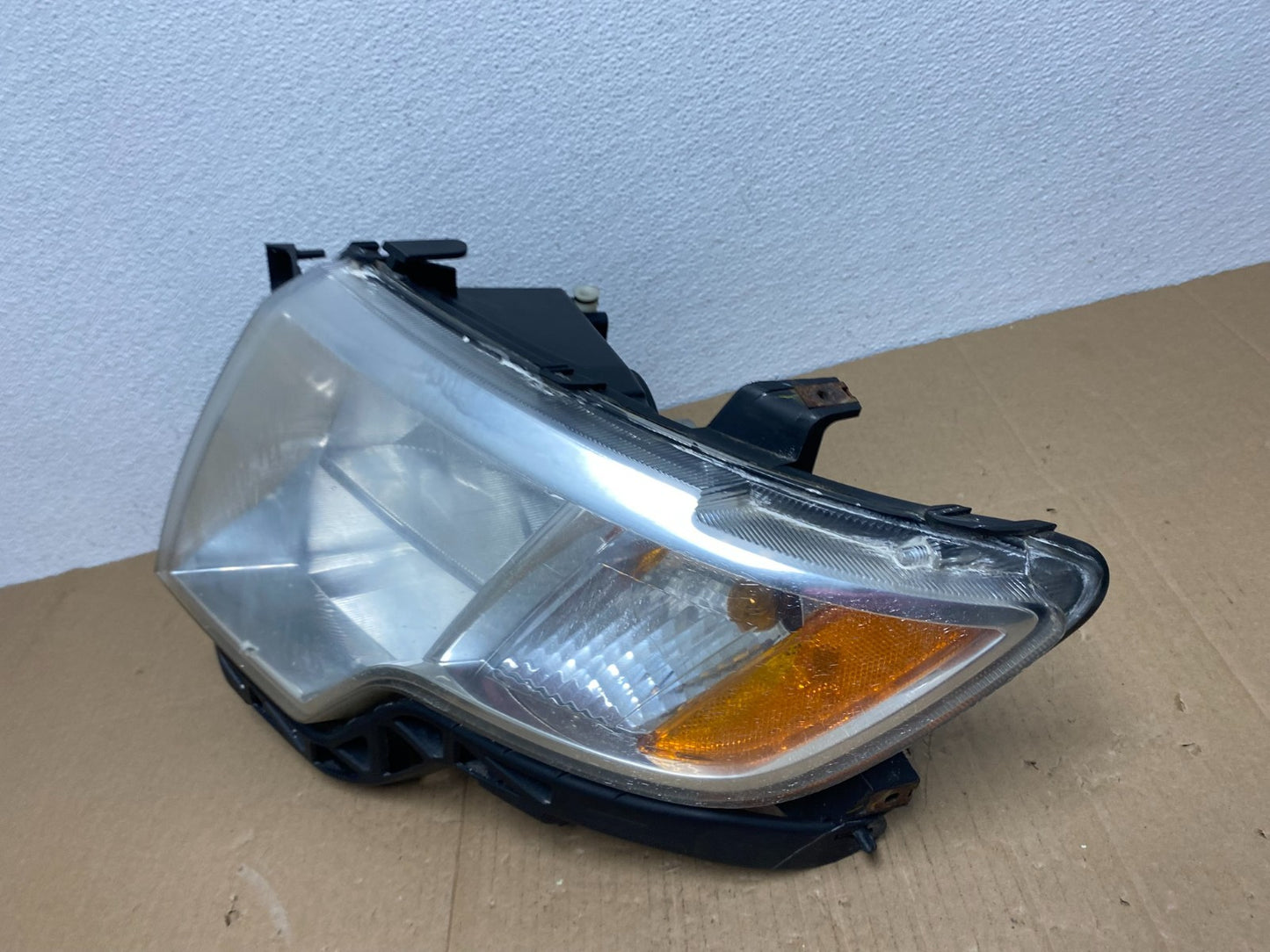 2007 2008 2009 2010 Ford Edge Headlight Left Driver Halogen AD2422 DW1