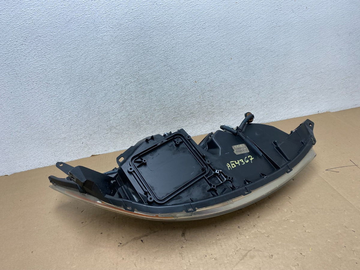 2006 to 2010 Toyota Sienna Left Driver Lh Side Headlight Halogen AG4367 DW8