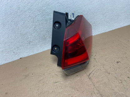 2017 - 2020 Nissan Rogue Outer Right Passenger RH Side Tail Light AG5482 LK2