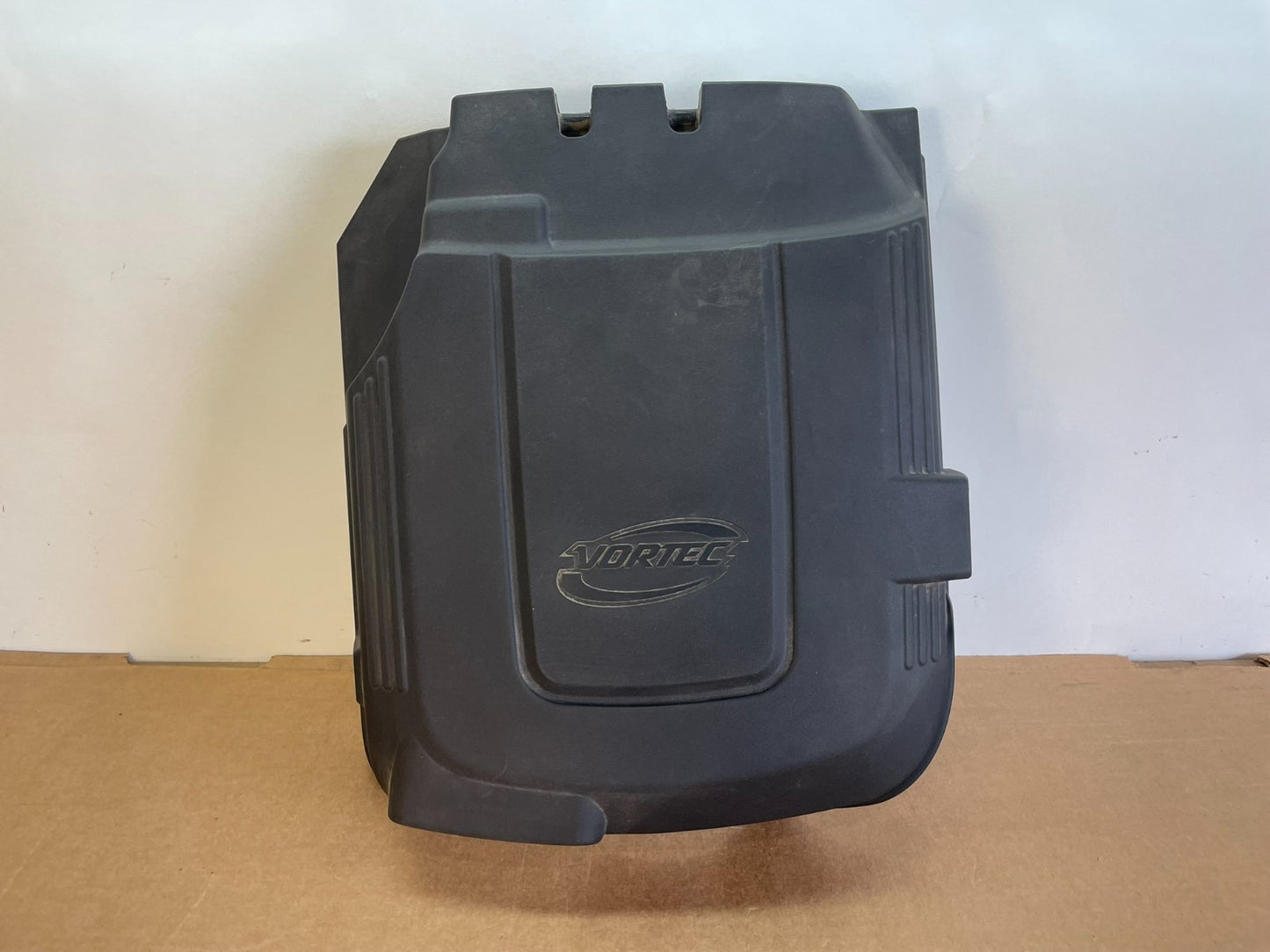 2007 to 2014 Chevrolet Silverado Vortec Engine Cover Shield AG0788 DG0
