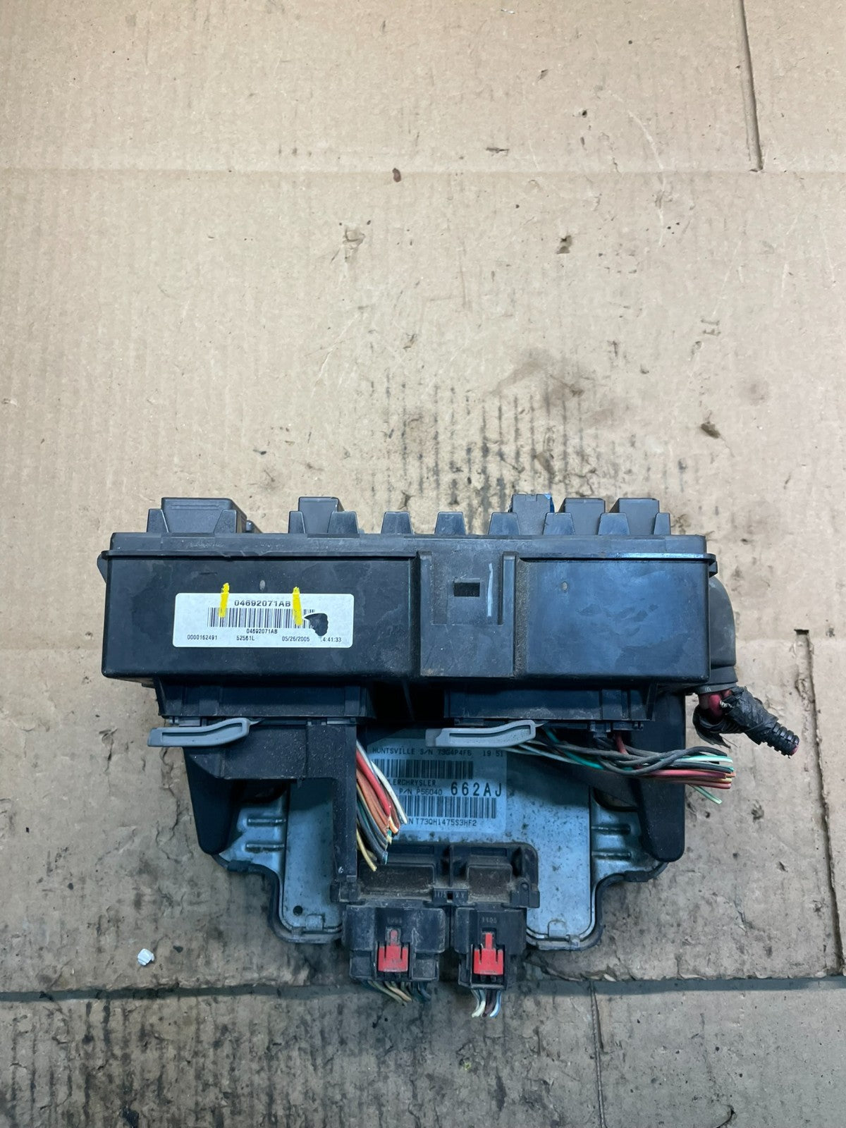 2005 Jeep Grand Cherokee BMC Body Module Power Fuse Box Relay v9188 DG2