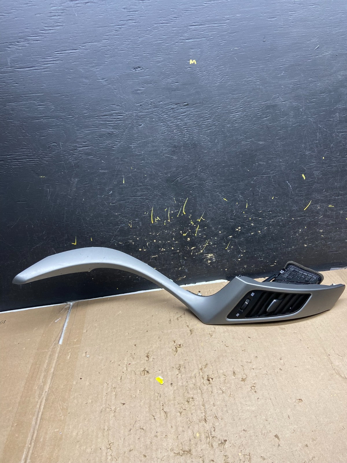 2013 to 2017 Hyundai Elantra GT Dashboard Left Air Vent OEM AB5434 DG0