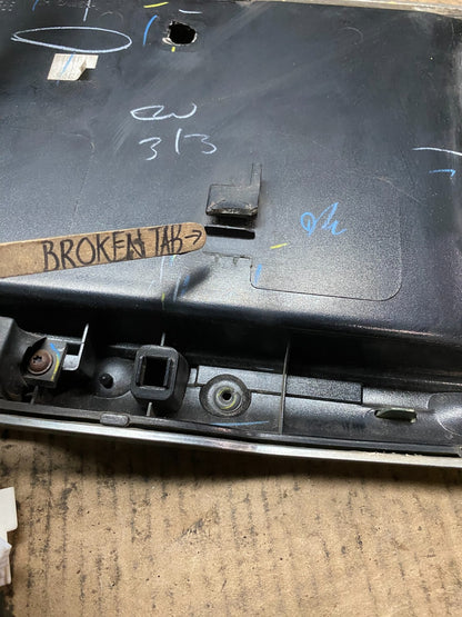 2004 to 2007 Infiniti QX56 License Plate Bracket With Camera N3278 PS14