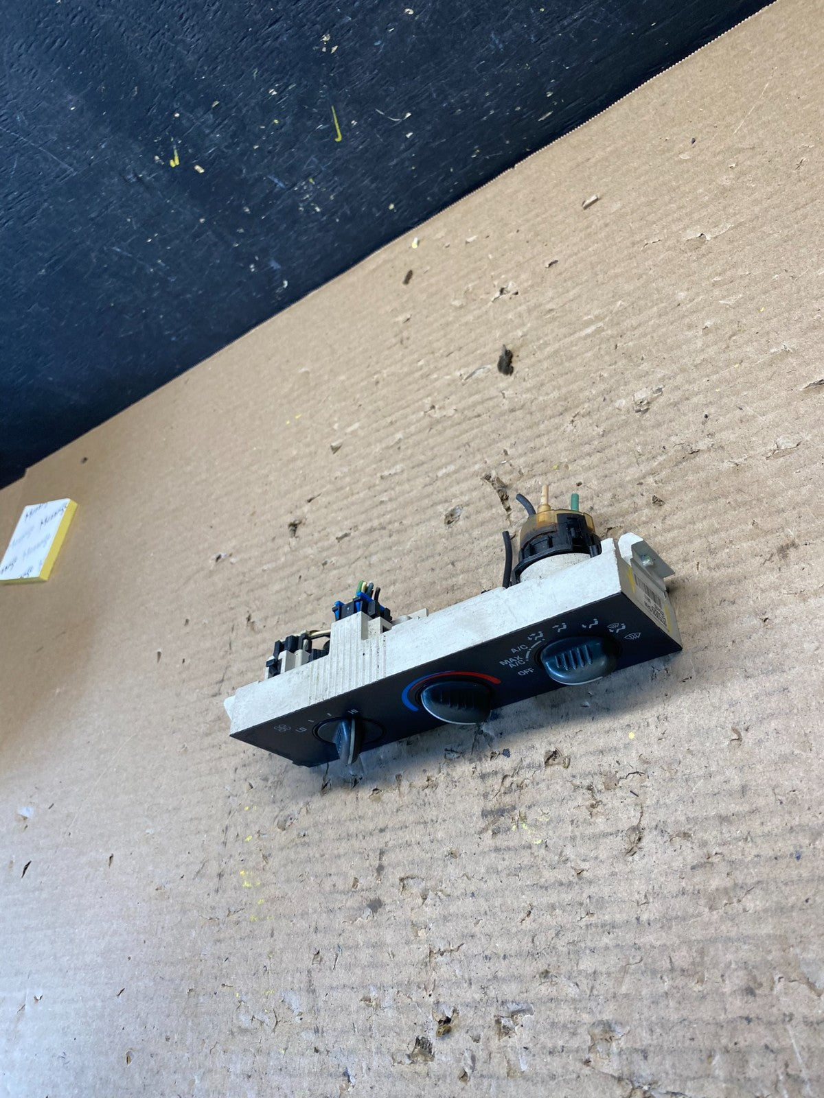 2001 - 2007 GMC Chevrolet Express 1500 Climate Control A/C s3118 DG1