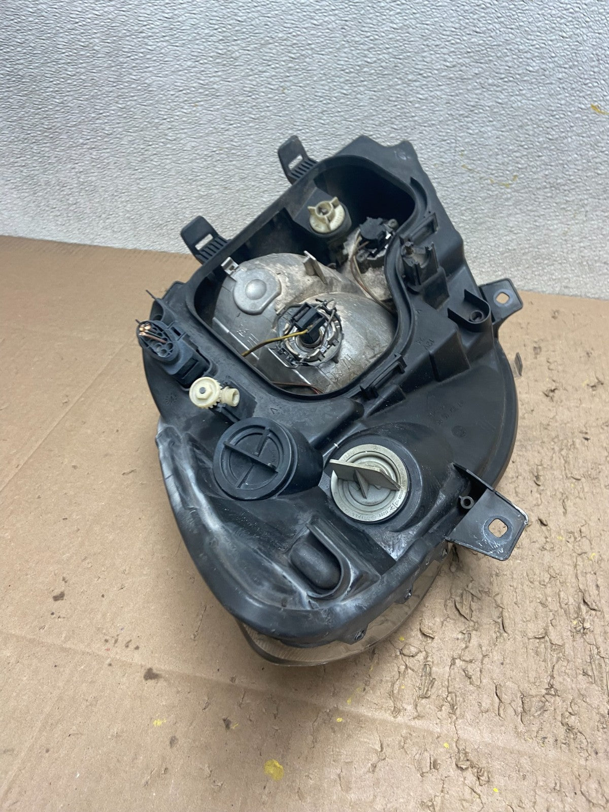 2007 to 2013 Mercedes Sprinter Headlight Right Passenger Halogen Oem Y4895 DW10