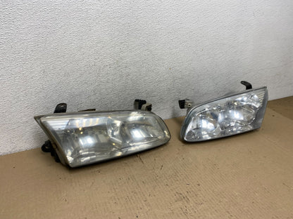 2000 to 2001 Toyota Camry Front Left+Right Side Headlights AF5864 DW2