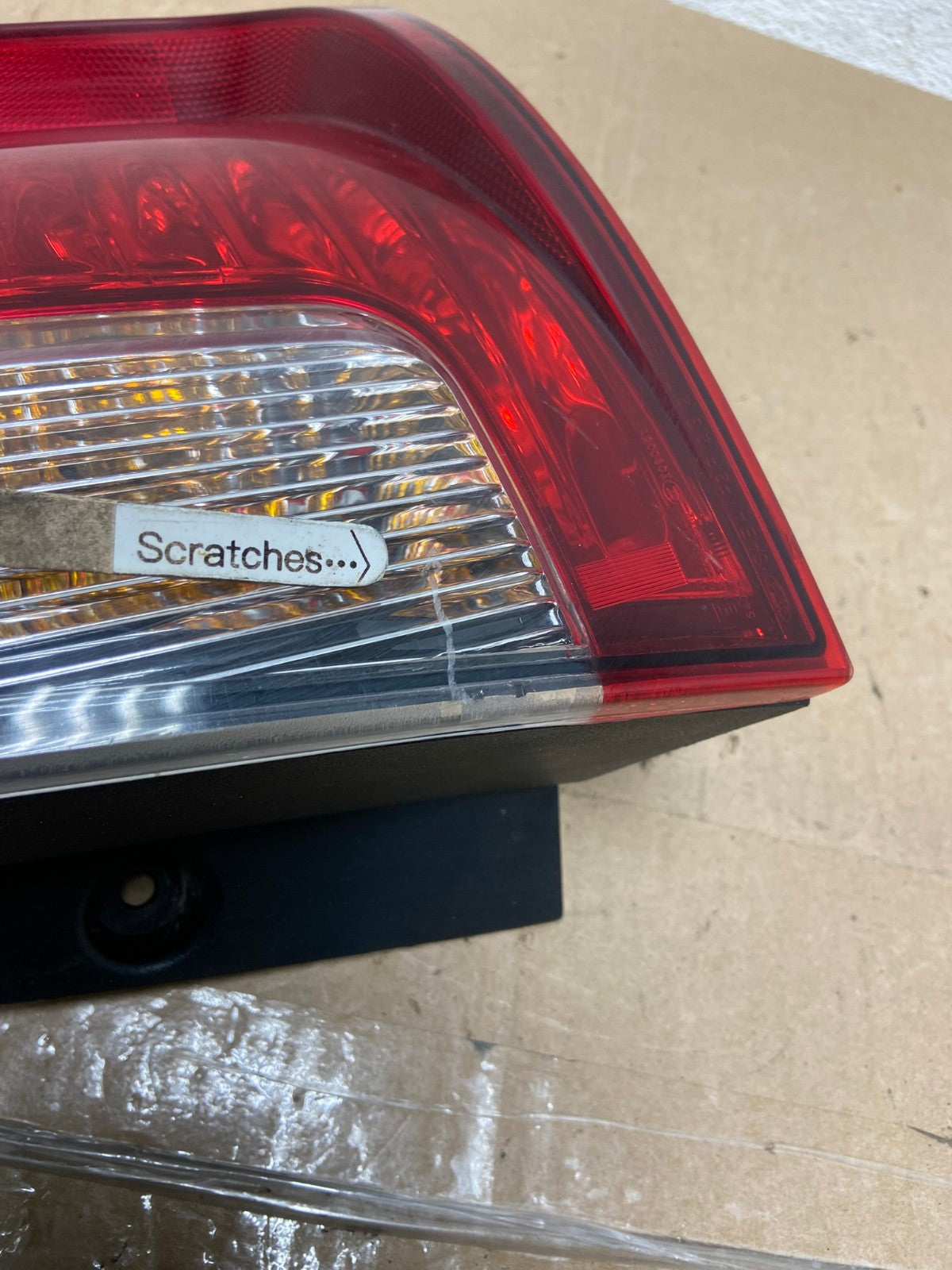 2011 2012 2013 2014 Ford Edge Right Passenger RH Side Tail light AE6774 LK3