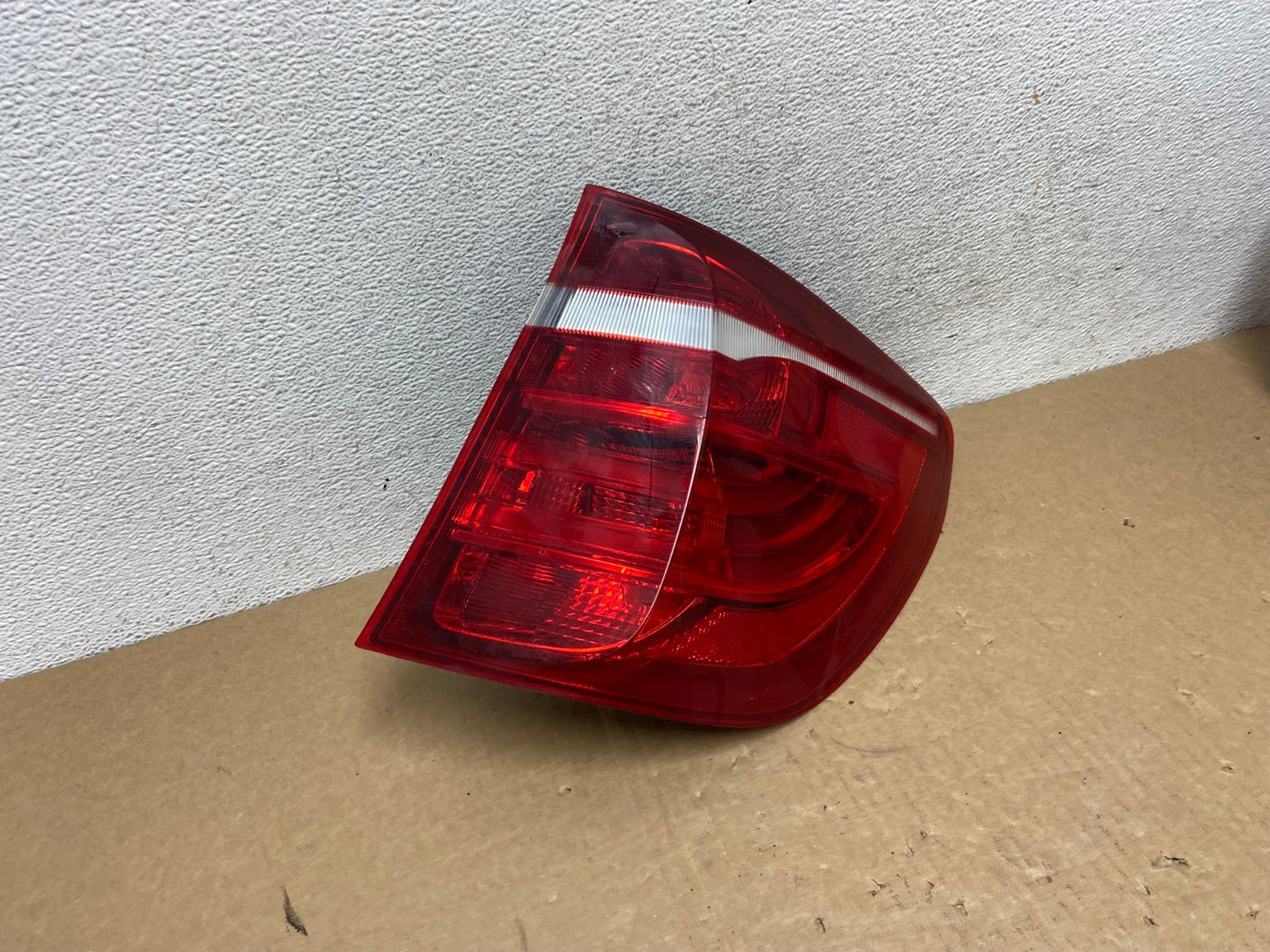 2011 to 2017 BMW X3 Right Passenger RH Side Tail Light AF9966 LK2