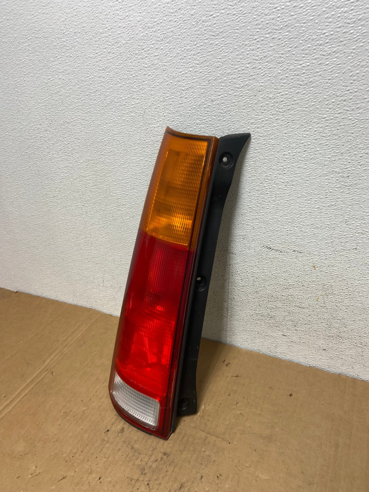 1997 1998 1999 2000 2001 Honda Crv Cr-v Left Driver Lh Tail Light AD2850 LK1