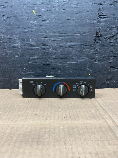 2001 to 2007 GMC Chevrolet Express 1500 Climate Control A/C I5225 PS0