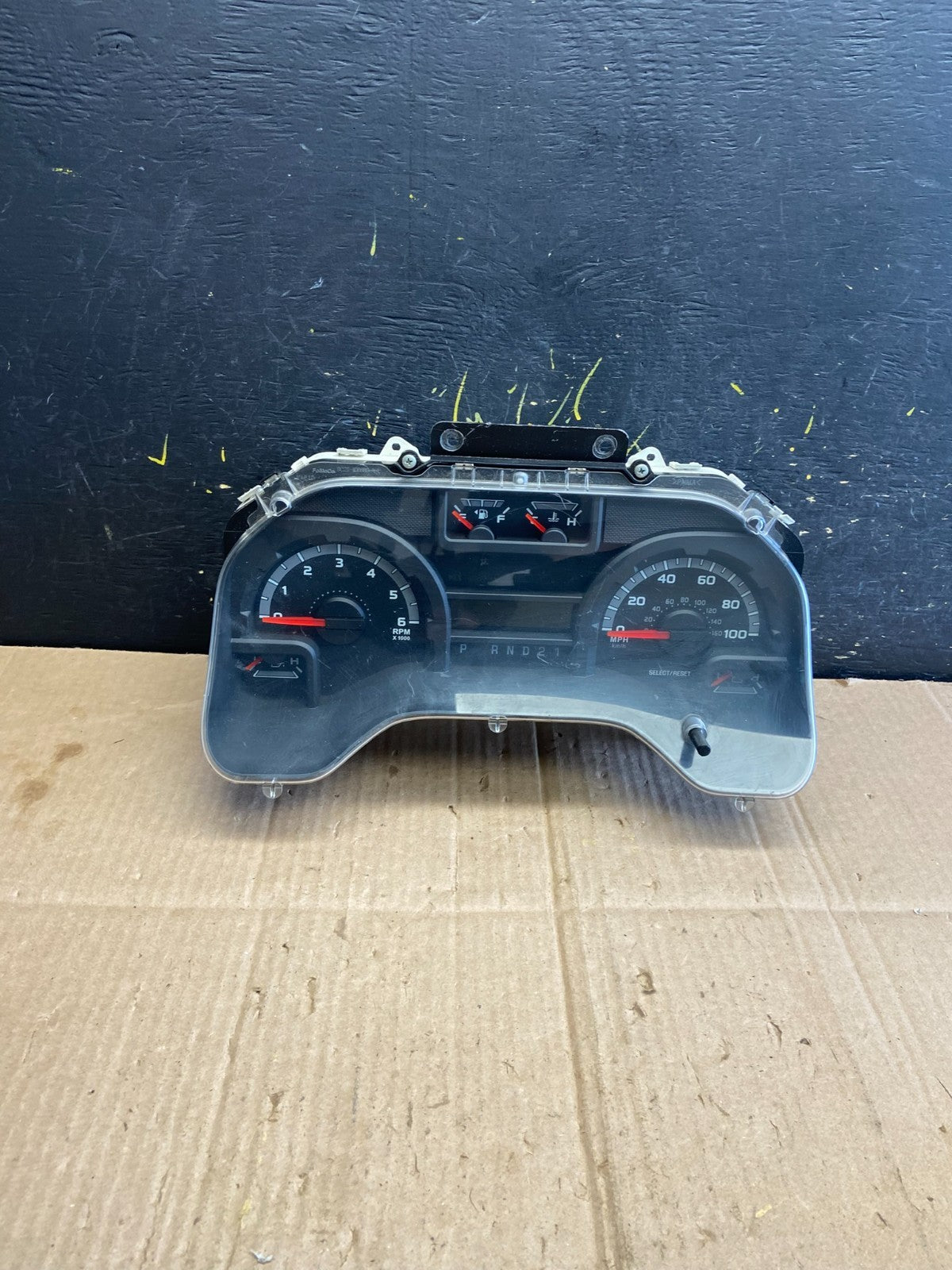 2010 Ford E150 E250 E350 VAN Gauge Speedometer Cluster aa8039 DG0