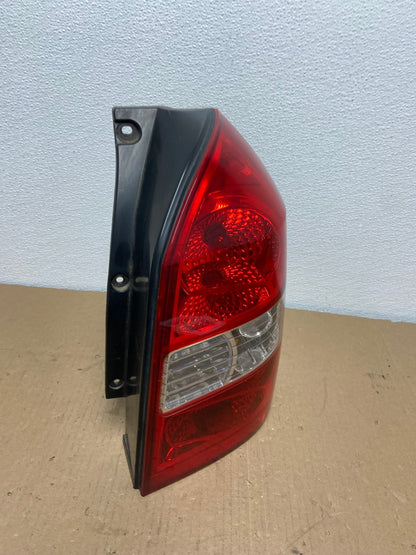 2005 to 2009 Hyundai Tucson Right Passenger Rh Tail Light OEM AB6473 LK2