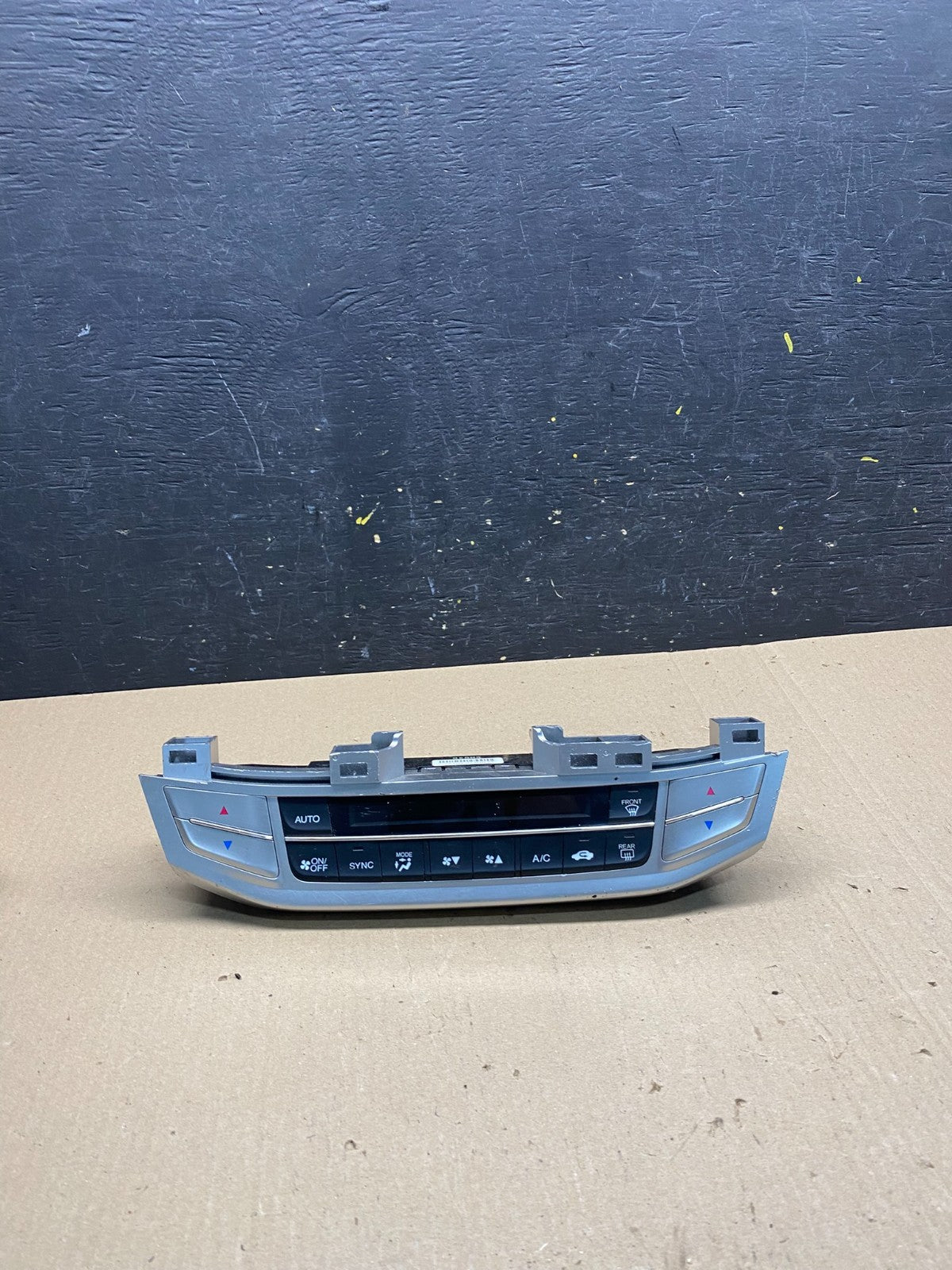 2013 2014 2015 Honda Accord Dash Air Vent Trim Climate Control Panel q6945 DG0