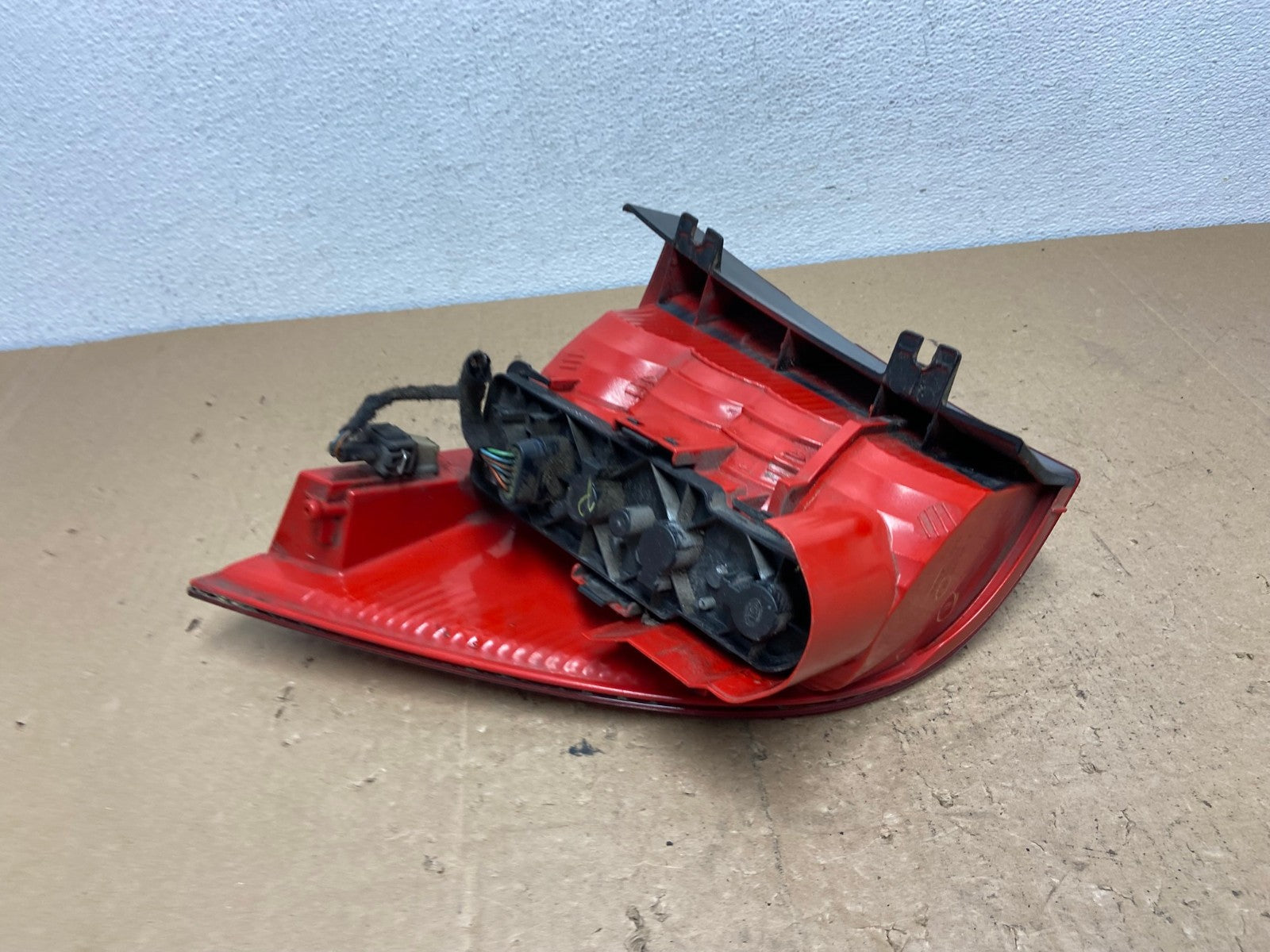 2002-2005 Mercedes ML350 ML-Class Left Driver Lh Side Tail Light AC7237 LK5