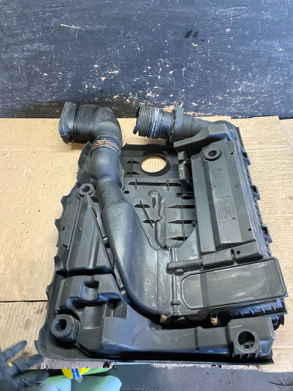 2005 - 2008 Volkswagen Jetta Beetle 2.5L Passat Engine Cover 07k129601j w5771 DG6