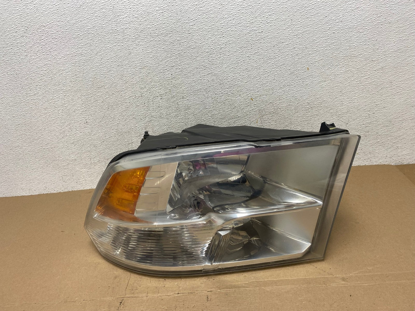 2009 to 2018 Ram 1500 Right Passenger RH Side Halogen Headlight AF4407 LK0