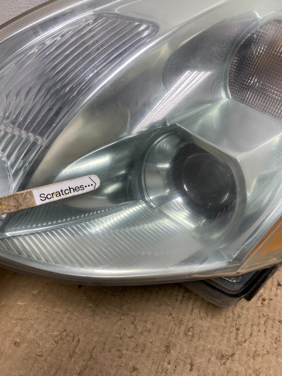 2004 to 2006 Nissan Maxima Left Driver Side Headlight Hid Xenon DEPO AC1612 DW3