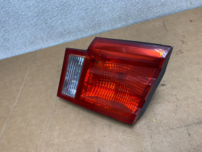 2001 2002 Kia Optima Right Passenger RH Side Inner Tail Light OEM x3848 DG1