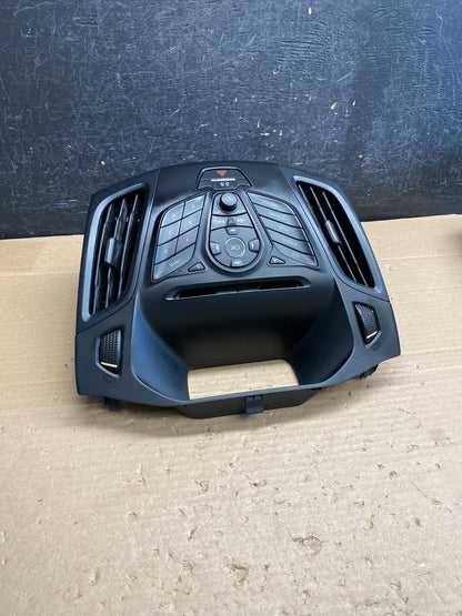 2012 to 2014 Ford Focus Radio Control Panel Trim w/ Bezel AG6385 DG2