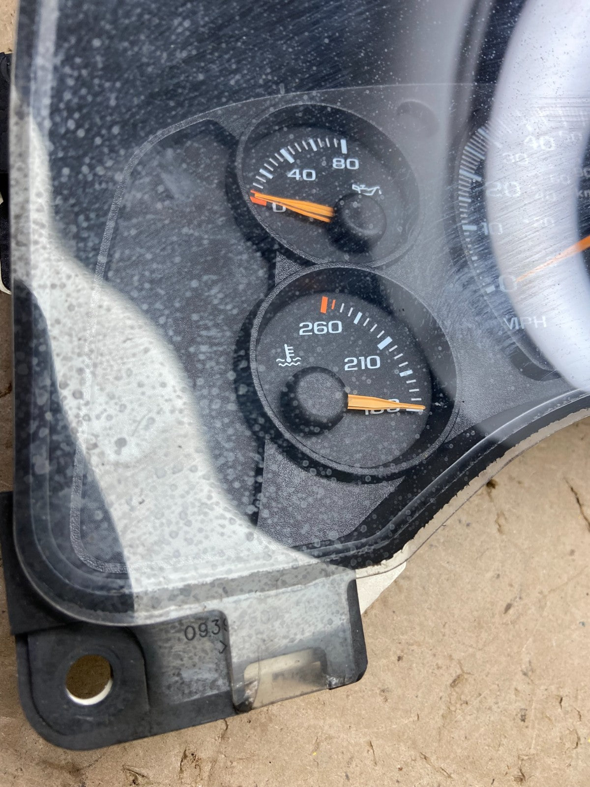 2004 to 2007 Chevrolet Express Speedometer Cluster Gauge OEM  u4956 DG3