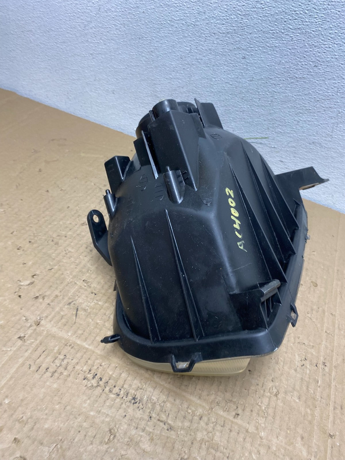 2001 - 2003 Toyota Rav4 Right Passenger RH Side Headlight Halogen Oem AC4002 DW9