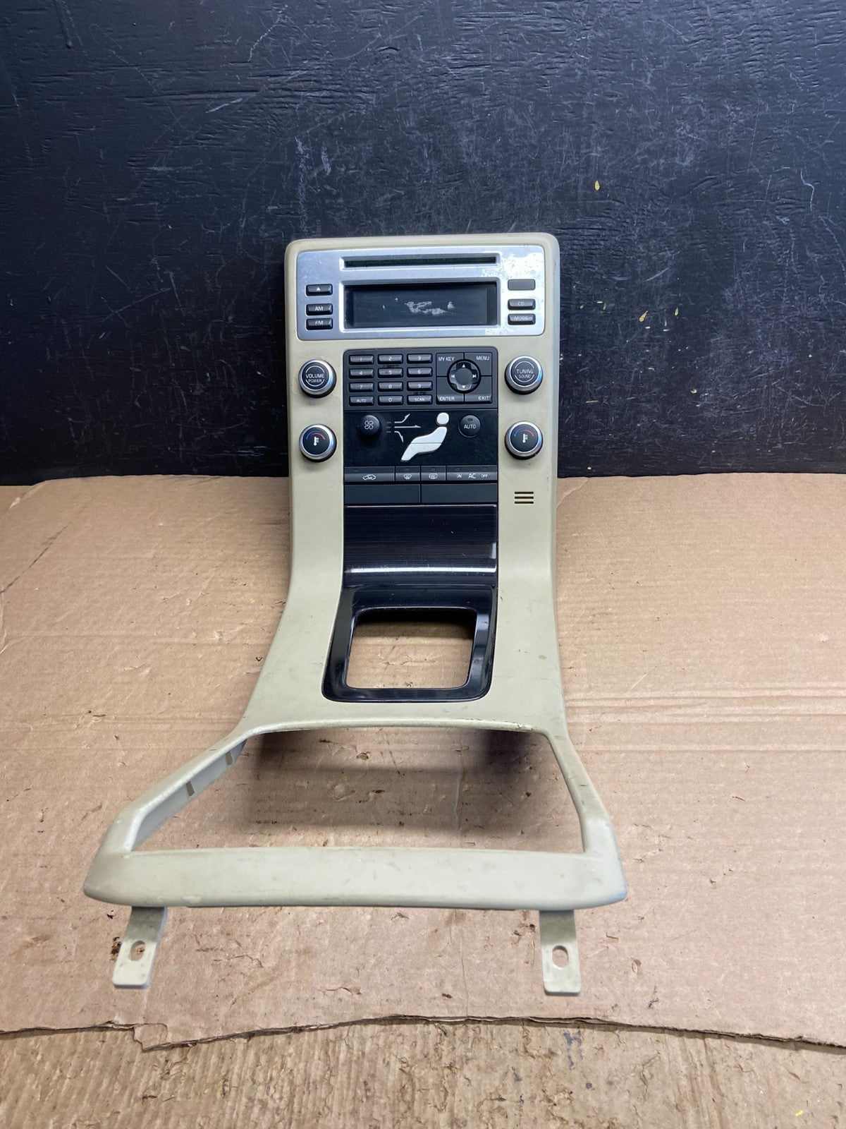 2008-2011 Volvo S80 XC70 Climate Control Radio Bezel Panel Trim af2043 DG0