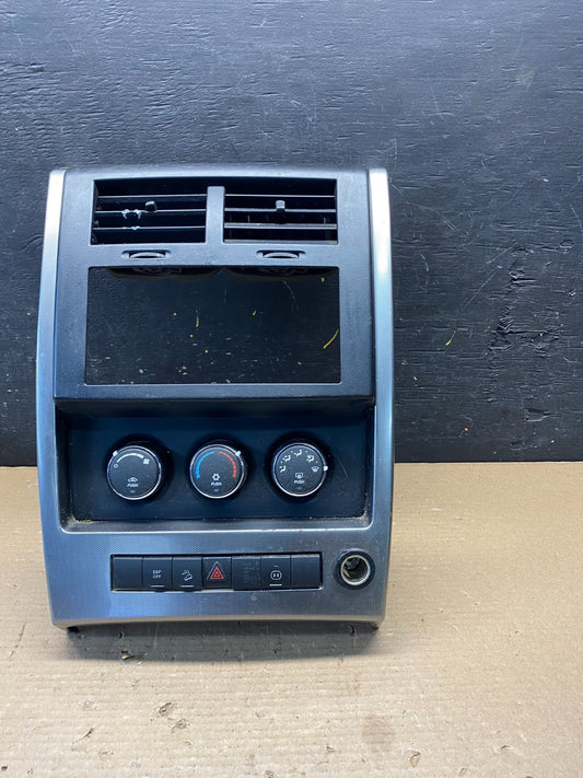 2008 to 2012 Jeep Liberty Dash Climate Temperature Control Radio Bezel W6494 DG0