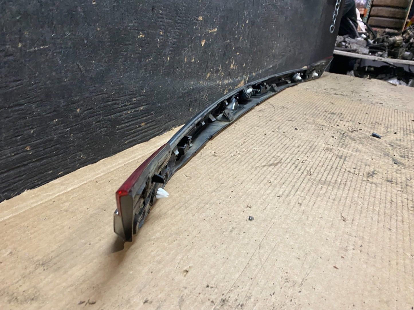 2011 2012 2013 2014 Chrysler 200 Sedan Rear Trunk Chrome Moulding Oem V9516 DG8