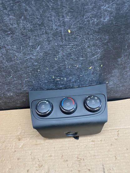 2011-2014 Chrysler 200 Heater AC Climate Switch Temperature Control AG6448 DG0