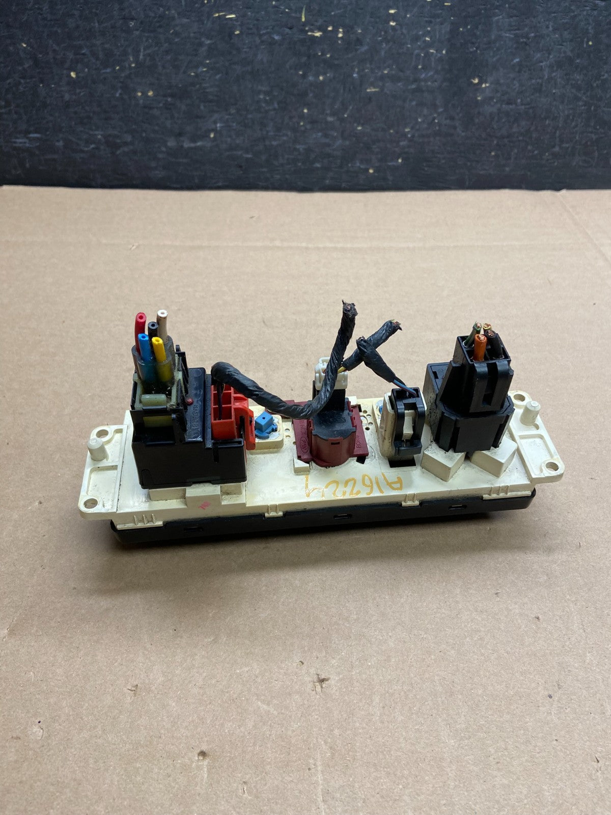 1999 to 2004 Ford F250 F350 Super Duty Heater A/C Climate Control AI6224 DG4