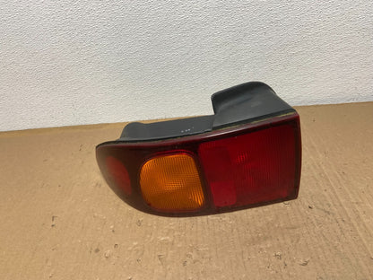1995 to 1996 Hyundai Sonata Left Driver LH Side Tail light AB6628 DG0